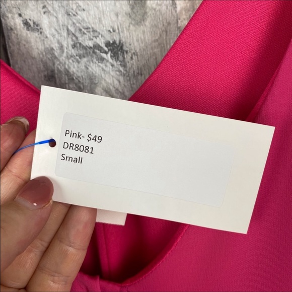 Everly Fuchsia Pink Ruffle Front Dress Size Small - Picture 9 of 16